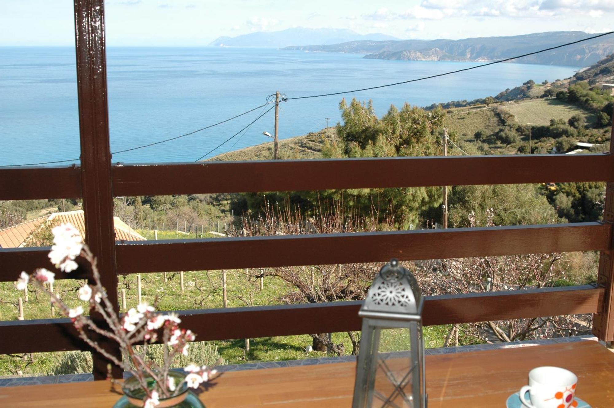 Azure Horizon Apartment, Kefalonia *