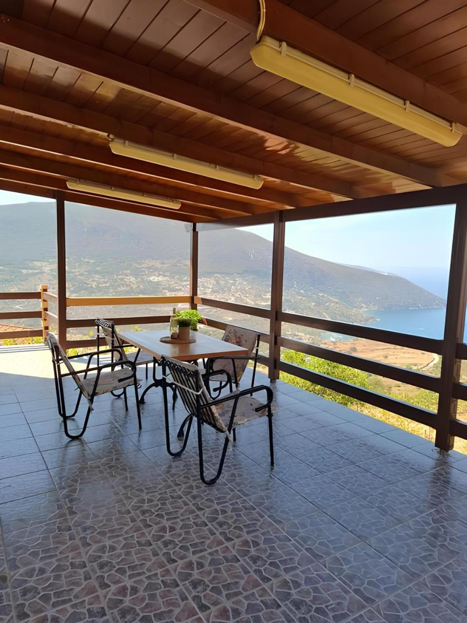 Ferienhaus Azure Horizon Apartment, Kefalonia